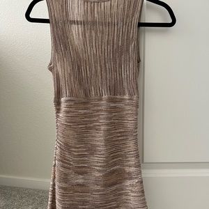 Gorgeous shimmery White House black market tank